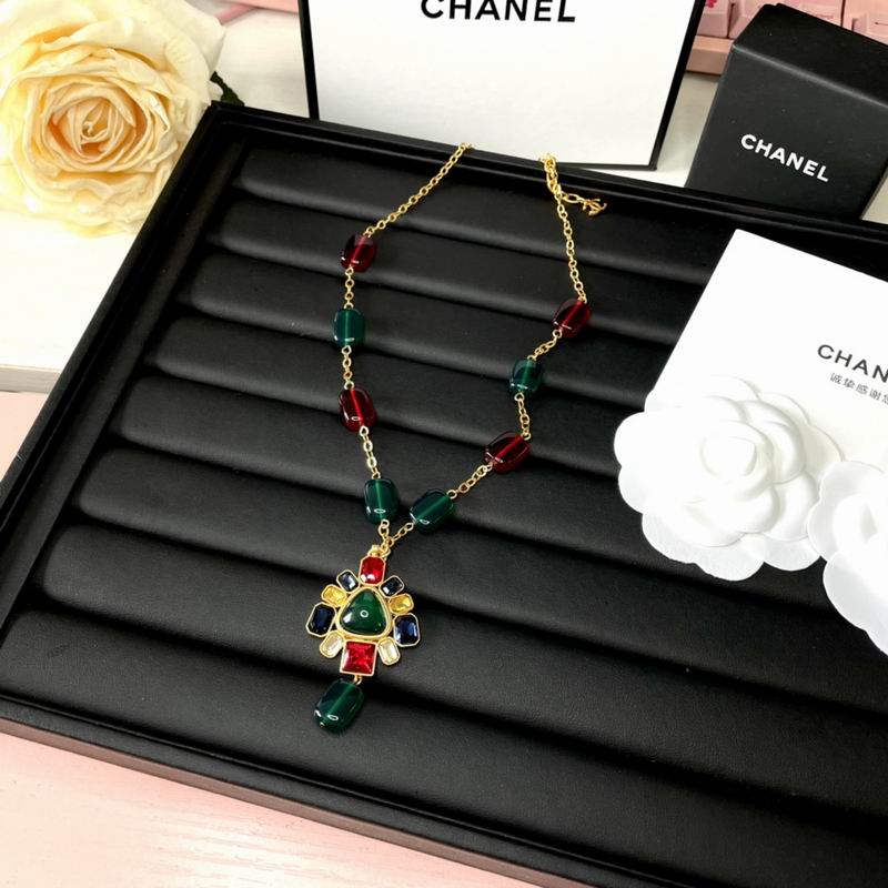 Chanel necklace 05yxh86